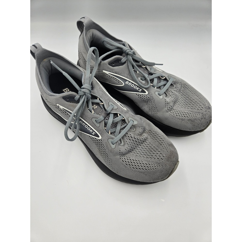 Brooks Glycerin 22 Mens Size 11 Running Shoes Grey Black DNA Tuned 1104451D078